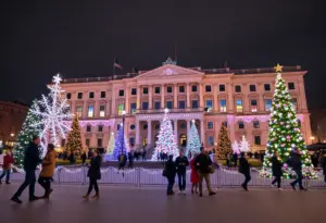 Families enjoying the Wanamaker Light Show in Philadelphia